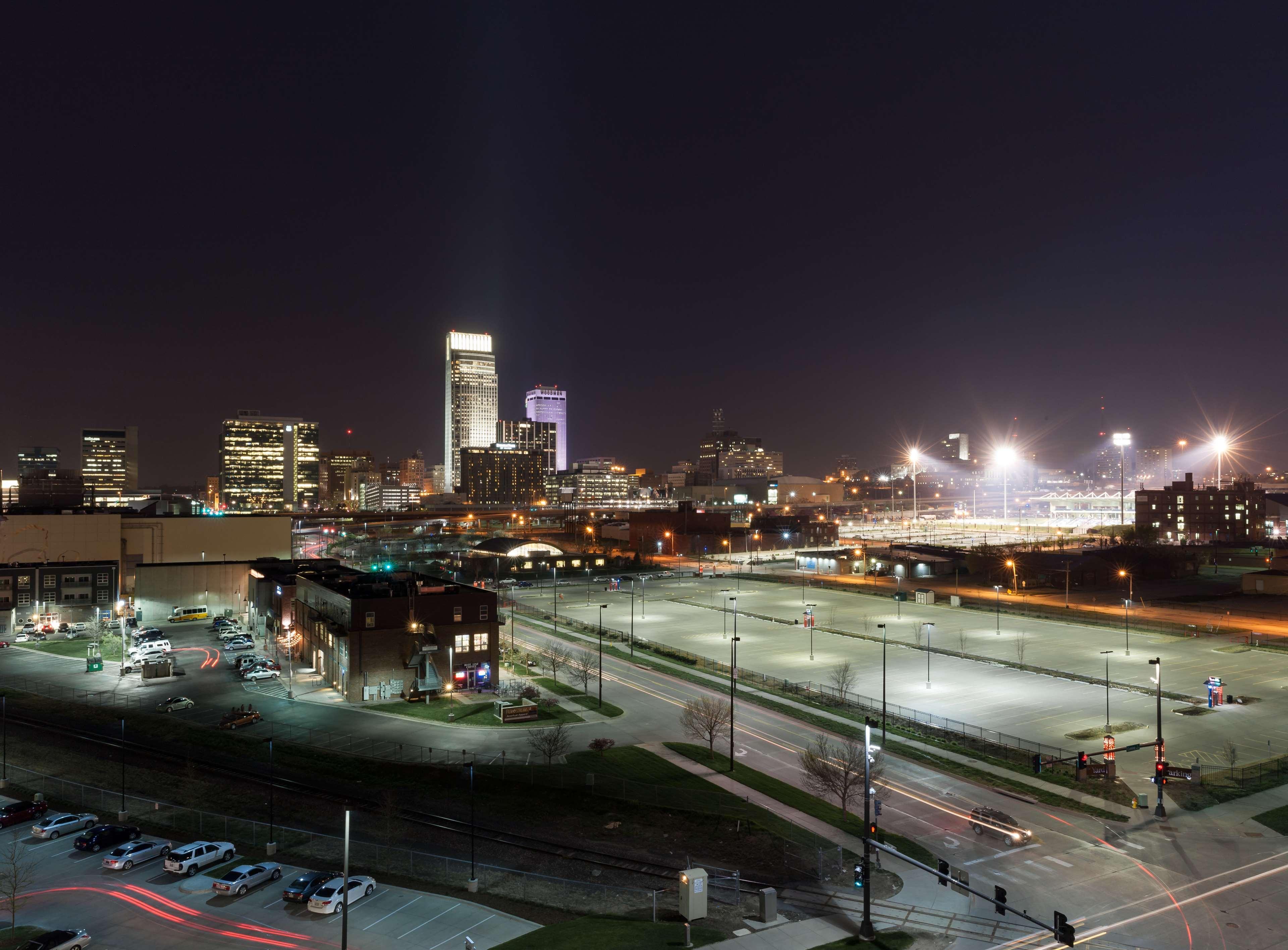Hampton Inn & Suites Omaha-Downtown Экстерьер фото