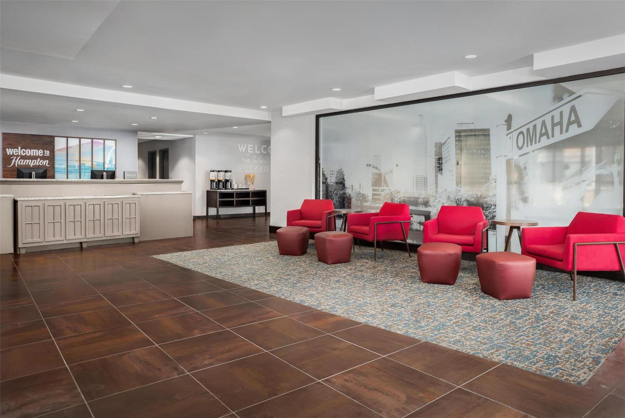 Hampton Inn & Suites Omaha-Downtown Экстерьер фото